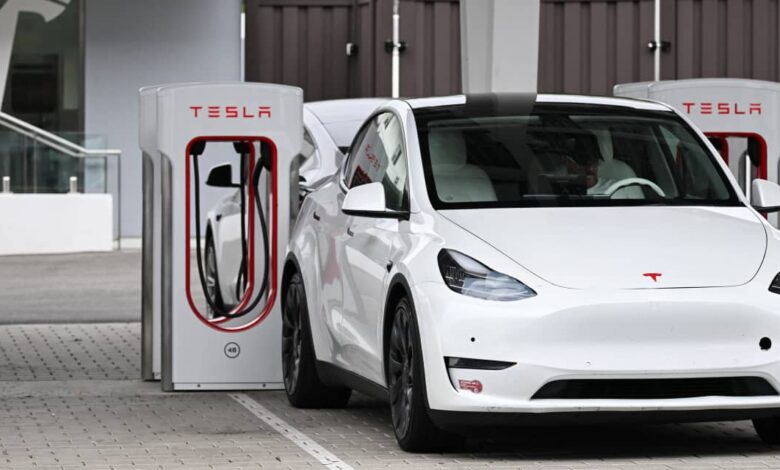 Tesla Stock Hit by China Woes, Particularly Earnings From Li Auto Tesla Stock Hit by China Woes, Particularly Earnings From Li Auto