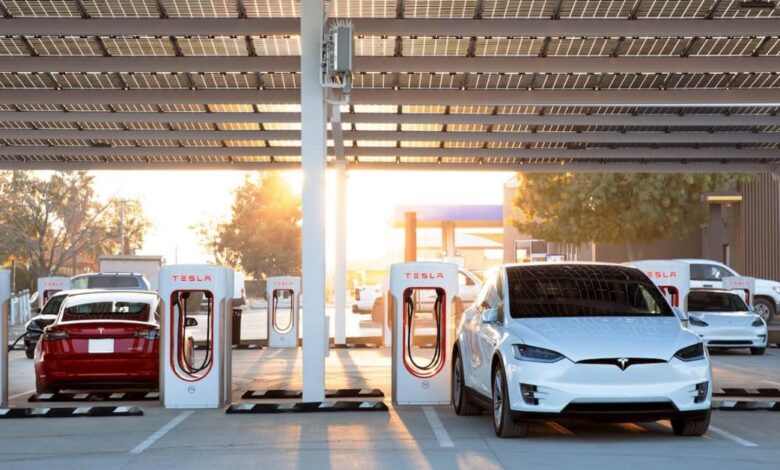 Here’s the how many public EV charging ports the US has now Here’s the how many public EV charging ports the US has now
