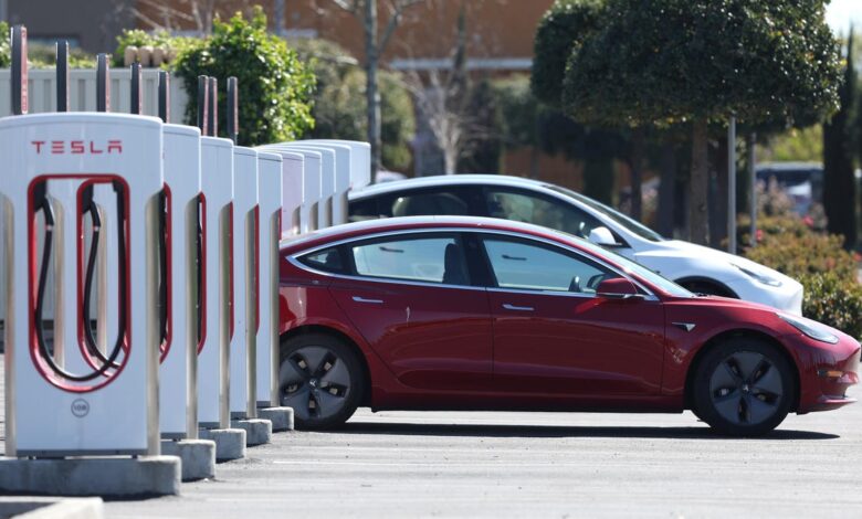 Tesla Vehicle Batteries Degrade Under 65 Percent Of EPA Range After Only Three Years Tesla Vehicle Batteries Degrade Under 65 Percent Of EPA Range After Only Three Years