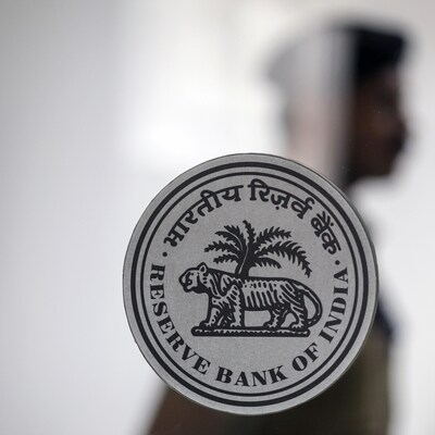 RBI unveils Pravaah portal, Retail Direct Mobile App and FinTech Repository | Personal Finance RBI unveils Pravaah portal, Retail Direct Mobile App and FinTech Repository | Personal Finance