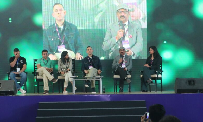 Inflection Point in EV Market: Transition from E3W to E4W Imminent, Says Experts Inflection Point in EV Market: Transition from E3W to E4W Imminent, Says Experts