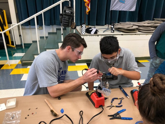 Wheeler Middle School Triumphs at Regional SeaPerch Competition