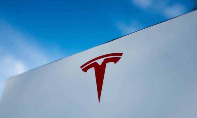 Tesla Recalls 125,000 Cars Over Seat Belt Issue Tesla Recalls 125,000 Cars Over Seat Belt Issue