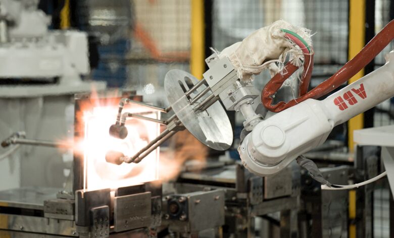ABB robots help quartz plant cut cycle times by 80% ABB robots help quartz plant cut cycle times by 80%