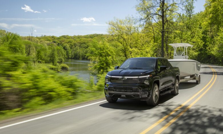 Chevrolet Is Releasing Silverado EV RST Soon, The First Legacy Electric Pickup Designed From Scratch To Be An EV Chevrolet Is Releasing Silverado EV RST Soon, The First Legacy Electric Pickup Designed From Scratch To Be An EV