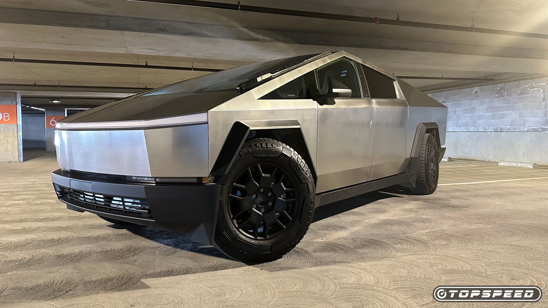 2024 Tesla Cybertruck Foundation Series AWD (6)