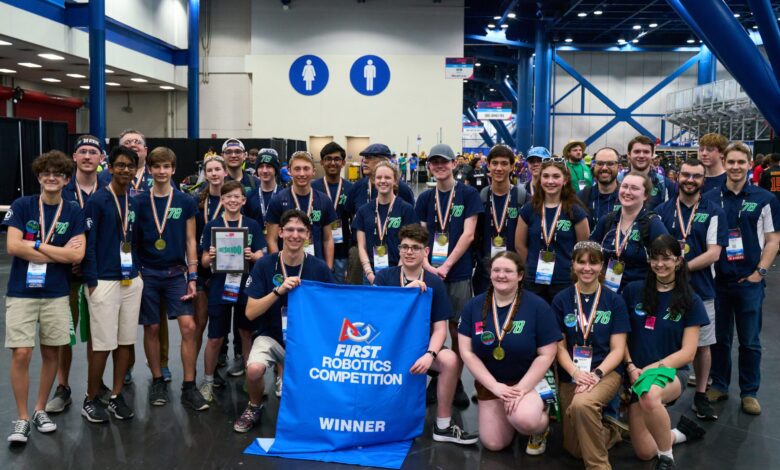 Newport Robotics Team finishes 5th at World Championship Newport Robotics Team finishes 5th at World Championship