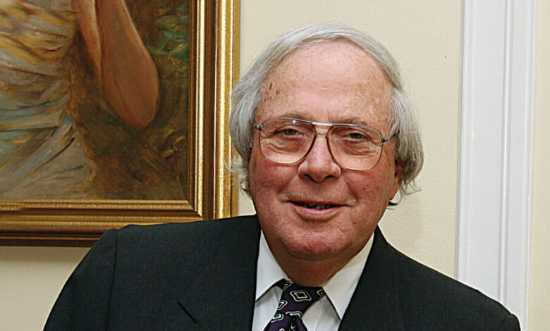 Stanley Goldstein, Who Helped Make CVS a Pharmacy Giant, Dies at 89 Stanley Goldstein, Who Helped Make CVS a Pharmacy Giant, Dies at 89