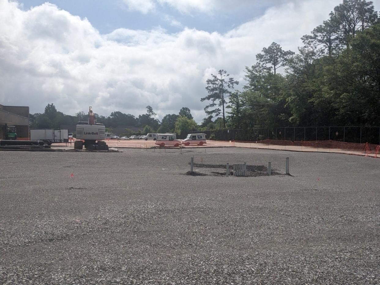 The U.S. Postal Service announced earlier this year it would begin adding electric vehicles to its delivery fleet. Hattiesburg is on the list to receive the EVs. The post office on 40th Avenue is preparing for the EVs by installing a charging station.