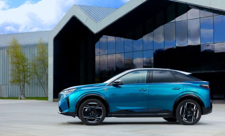 Peugeot E-3008 sets new standards for electric SUV design Peugeot E-3008 sets new standards for electric SUV design
