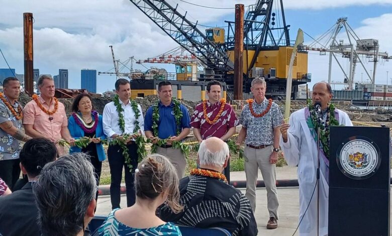 Planes, trains, and automobiles: US Transportation Secretary Pete Buttigieg tours Oahu – KITV Honolulu