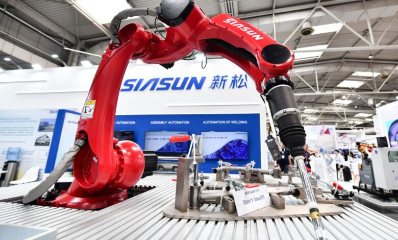 Chinese industrial robots earn global acclaim Chinese industrial robots earn global acclaim
