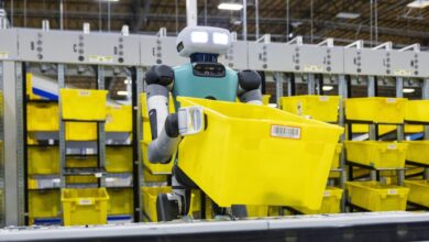 Amazon’s Warehouse Robot Army Keeps Getting Bigger and Bigger