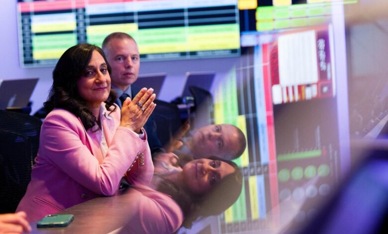 Cybersecurity plan for federal government takes aim at ‘inefficiencies, blind spots’ Cybersecurity plan for federal government takes aim at ‘inefficiencies, blind spots’