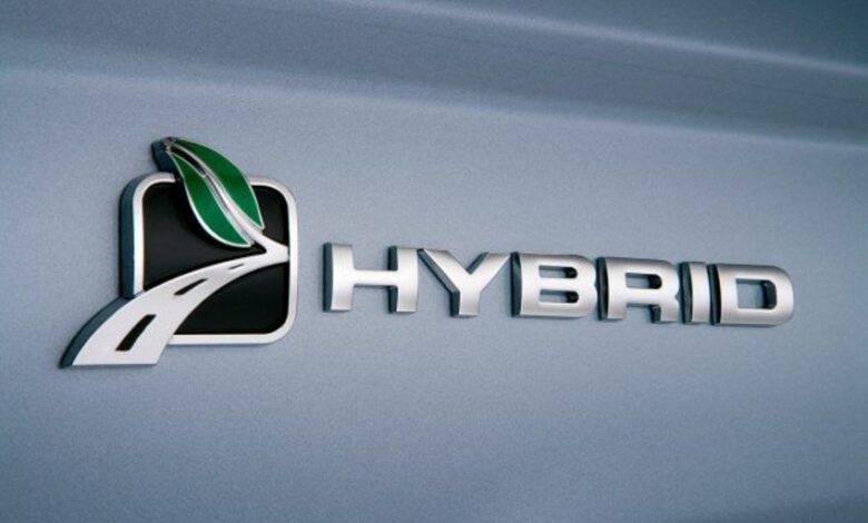 Plug-in hybrid electric vehicle sales greatly increase Plug-in hybrid electric vehicle sales greatly increase