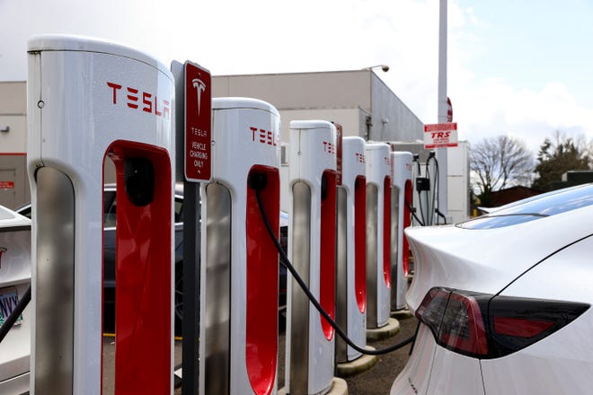 Oregon’s electric vehicle rebate program only open 2 months Oregon’s electric vehicle rebate program only open 2 months
