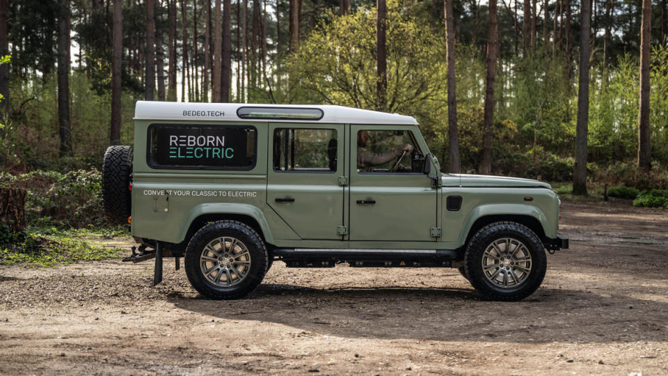 Bedeo's all-electric 2005 Land Rover Defender 110 restomod.