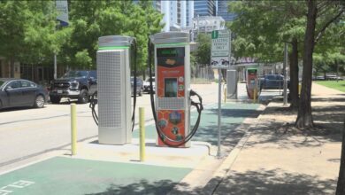 Austin council considers changes to install more EV chargers