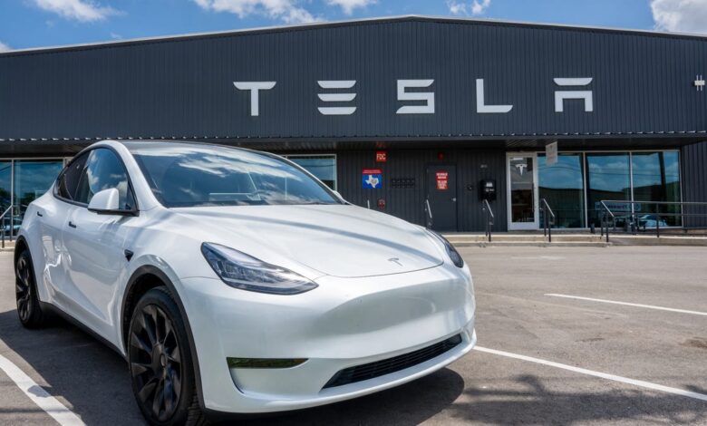 Tesla’s sales in China grow as EV industry rebounds Tesla’s sales in China grow as EV industry rebounds