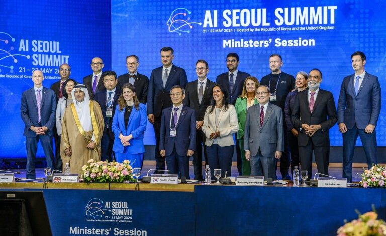 Leading AI Firms Pledge ‘Responsible’ Tech Development
