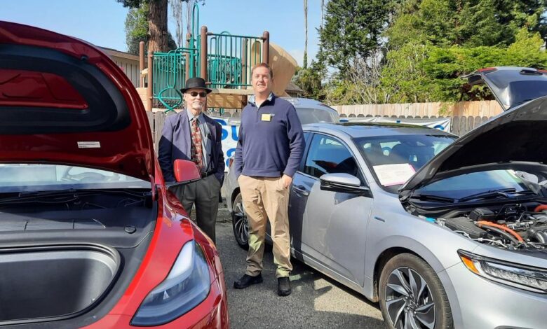 St. Alban’s Episcopal Church hosts electric car show – Times-Standard St. Alban’s Episcopal Church hosts electric car show – Times-Standard