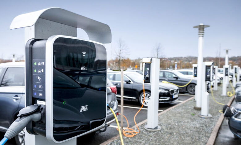 Accelerating the transition to electric vehicles Accelerating the transition to electric vehicles
