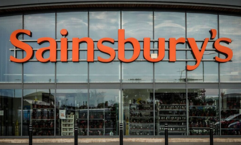 Microsoft and British grocery store Sainsbury’s collaborate to employ AI for data analytics Microsoft and British grocery store Sainsbury’s collaborate to employ AI for data analytics