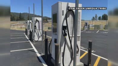 Grand opening of electric vehicle charging stations in Canyonville