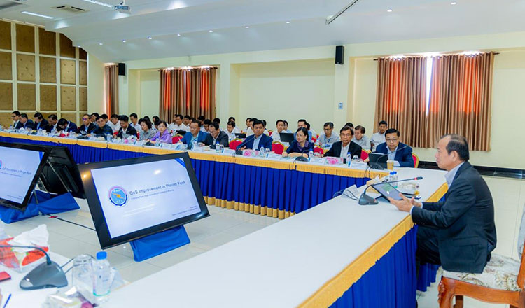 Chea Vandeth instructs working group to continue to improve the quality of telecommunication services in Phnom Penh Chea Vandeth instructs working group to continue to improve the quality of telecommunication services in Phnom Penh