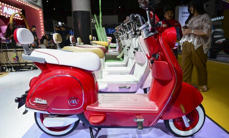 Chinese cars shine at Indonesia’s electric vehicle exhibition Chinese cars shine at Indonesia’s electric vehicle exhibition