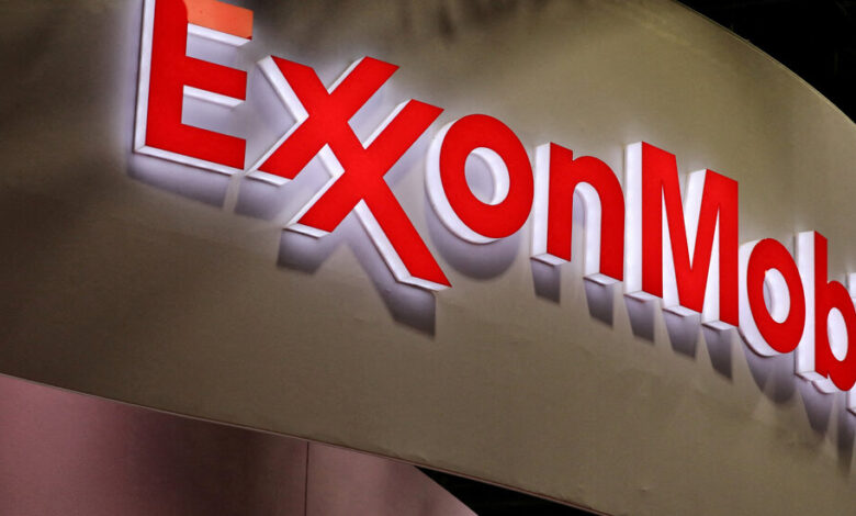 Big Oil’s Winning Streak Forces Activists to Regroup Big Oil’s Winning Streak Forces Activists to Regroup