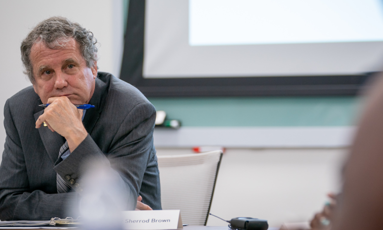Brown Joins Bipartisan, Bicameral Group to Introduce Resolution to Overturn Administration’s EV Tax Credit Rule Brown Joins Bipartisan, Bicameral Group to Introduce Resolution to Overturn Administration’s EV Tax Credit Rule
