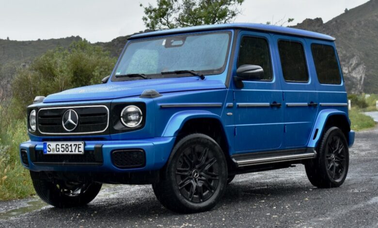 Mercedes-Benz G580 vs GMC Hummer EV Mercedes-Benz G580 vs GMC Hummer EV