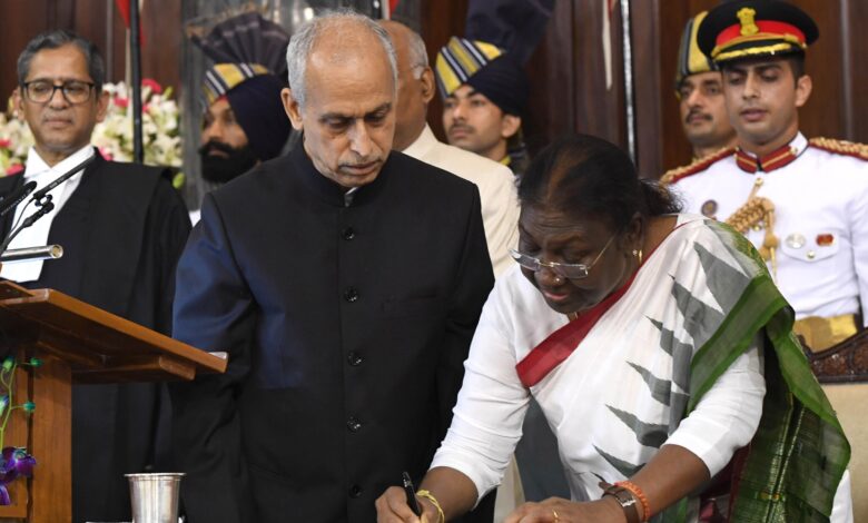 India Telecommunications Bill becomes law with assent from president – JURIST India Telecommunications Bill becomes law with assent from president – JURIST
