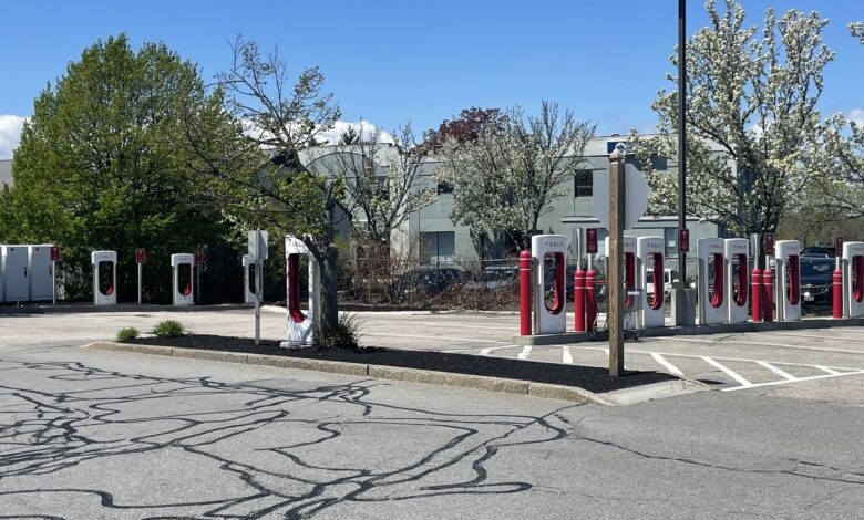 Electric Backslide: Massachusetts On Track to Miss Its EV Goals By A Wide Margin Electric Backslide: Massachusetts On Track to Miss Its EV Goals By A Wide Margin