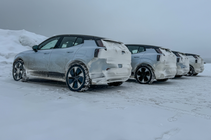 2025 Volvo EX30 winter drive