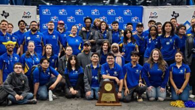 Teacher leads robotics students to state championship