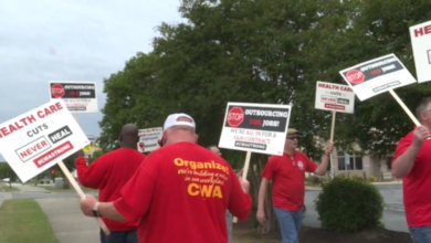 Telecommunications union workers picket in Greenville