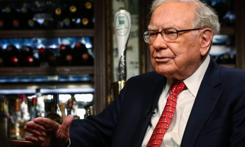 Warren Buffett warns on AI, teases succession, and hints at investment Warren Buffett warns on AI, teases succession, and hints at investment