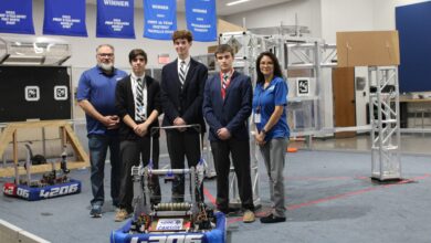 Fort Worth’s Nolan Catholic High School places third at world robotics competition 