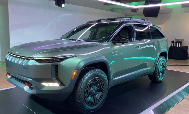 Jeep’s Wagoneer S Trailhawk concept teases a fully electric off-roader Jeep’s Wagoneer S Trailhawk concept teases a fully electric off-roader