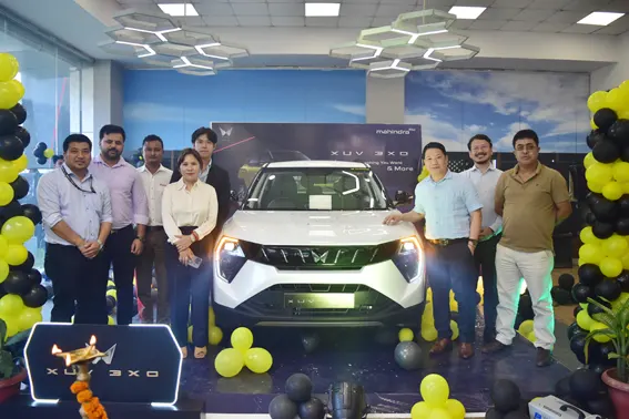 Iconic Automobiles unveils XUV 3XO at starting price of Rs 7.49 lakhs Iconic Automobiles unveils XUV 3XO at starting price of Rs 7.49 lakhs