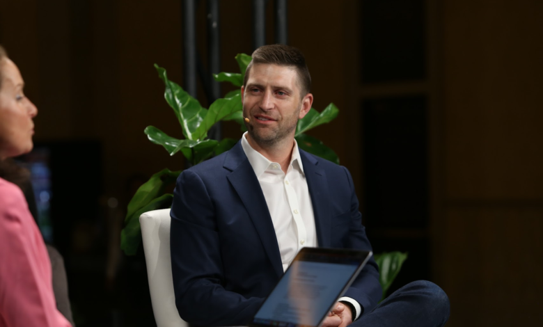 Data analytics is giving businesses new insights, faster Data analytics is giving businesses new insights, faster