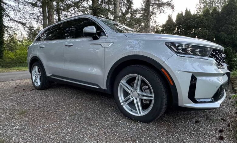Kia’s Sorento Plug-In Hybrid Is An Excellent Value, But Owner Doesn’t Recommend It For Everyone Kia’s Sorento Plug-In Hybrid Is An Excellent Value, But Owner Doesn’t Recommend It For Everyone