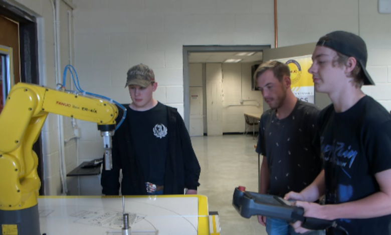 Two free robotics courses being offered at Tazewell County Career and Technical Center Two free robotics courses being offered at Tazewell County Career and Technical Center