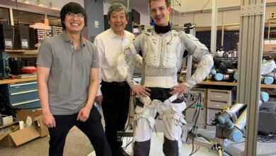 Robotic “SuperLimbs” could help moonwalkers recover from falls | MIT News