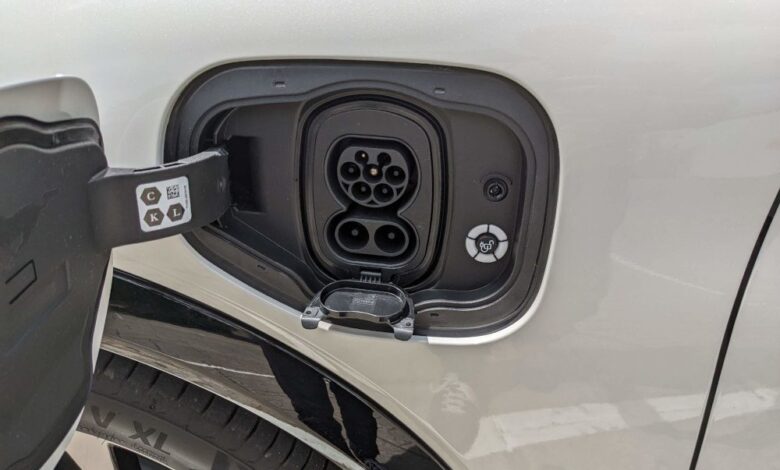 Electric car charge rules under fire Electric car charge rules under fire