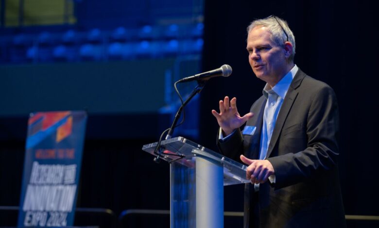 UT Arlington’s entrepreneurship center celebrates ‘excitement in the chaos’ UT Arlington’s entrepreneurship center celebrates ‘excitement in the chaos’