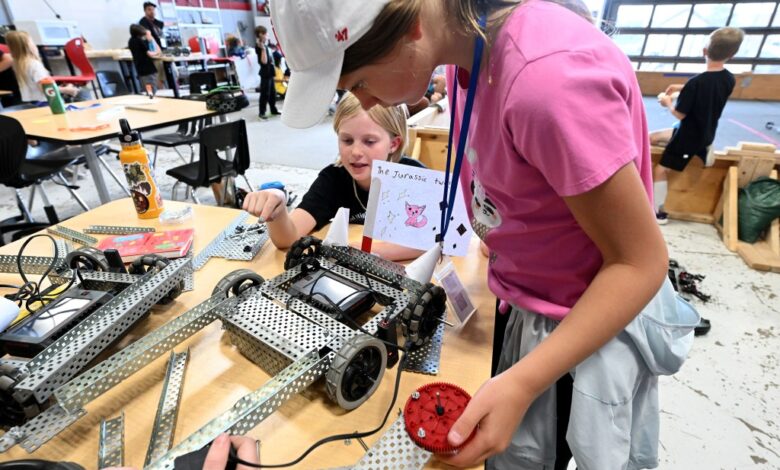Loveland elementary schoolers learn persistence through robots – Loveland Reporter-Herald Loveland elementary schoolers learn persistence through robots – Loveland Reporter-Herald
