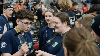 Aquidneck Island High School Robotics Team Places 5th in World Championship